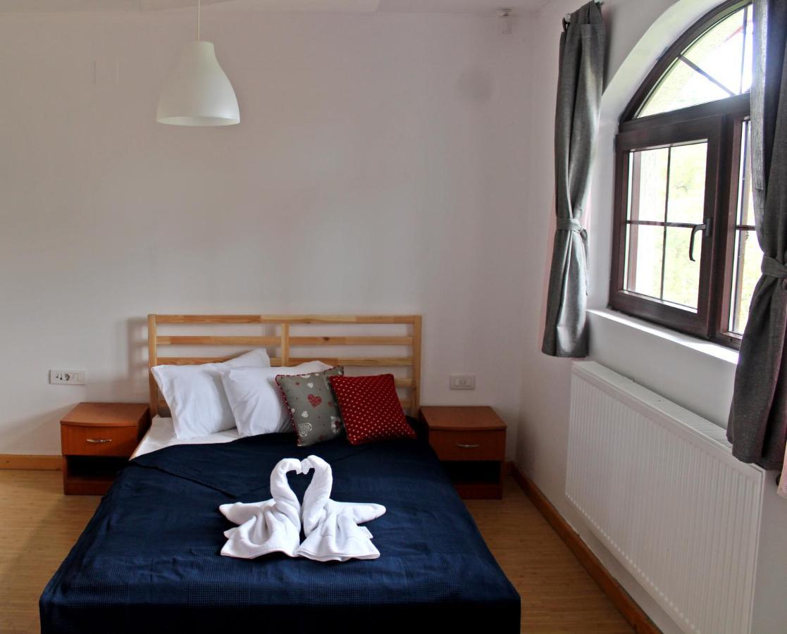 Anuta Hotell Breaza  Exteriör bild