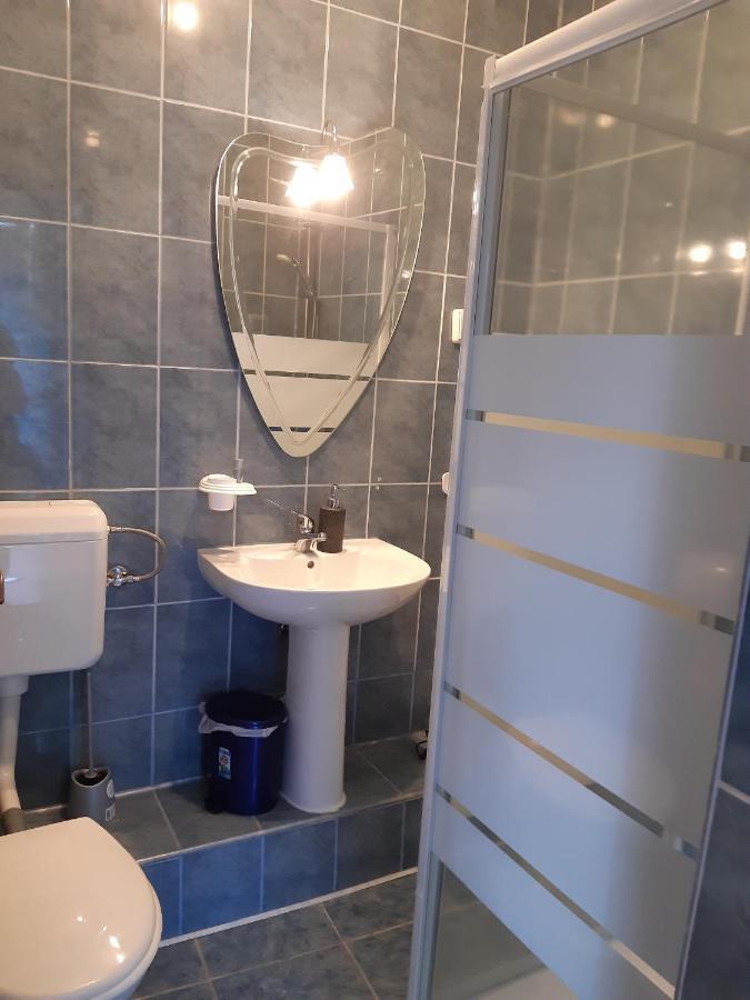 Anuta Hotell Breaza  Exteriör bild